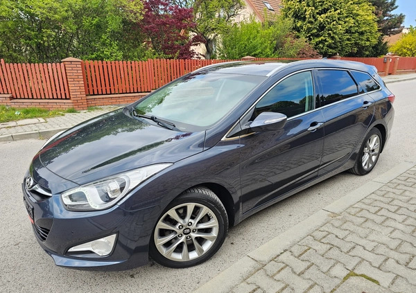 Hyundai i40 cena 40400 przebieg: 188000, rok produkcji 2015 z Ciechanowiec małe 781